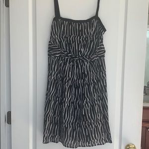 Black and White sleeveless Ann Taylor dress.